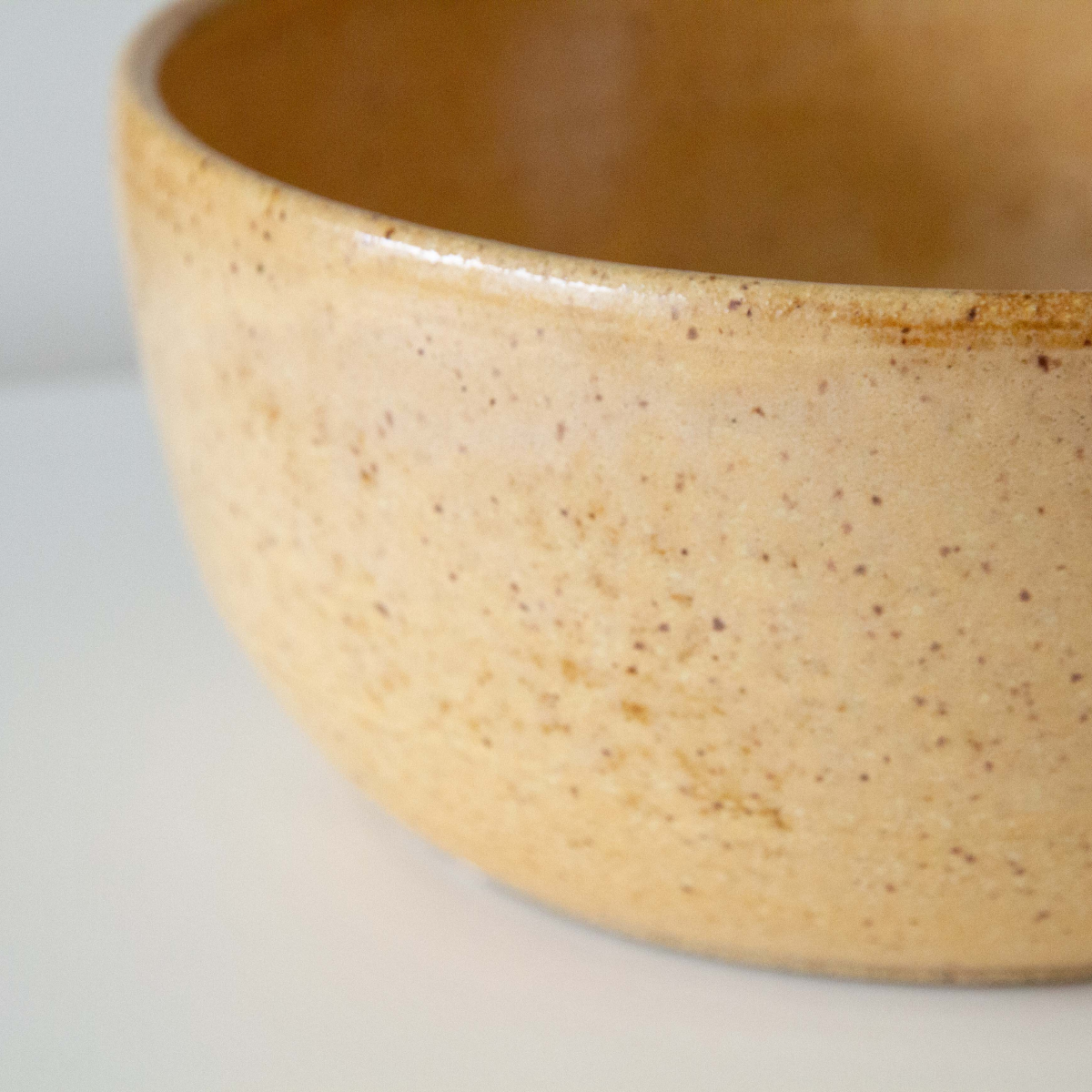 Golden sand bowl medium