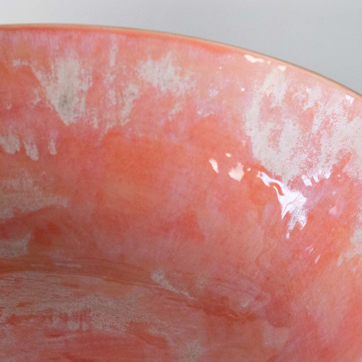 Lover plinth bowl