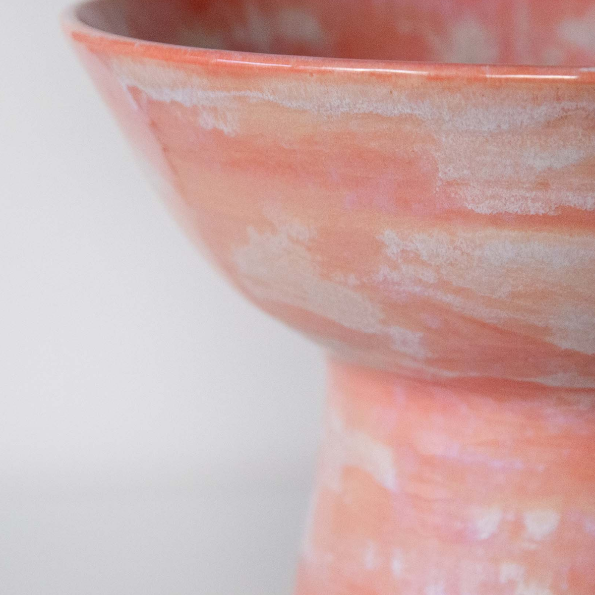 Lover plinth bowl