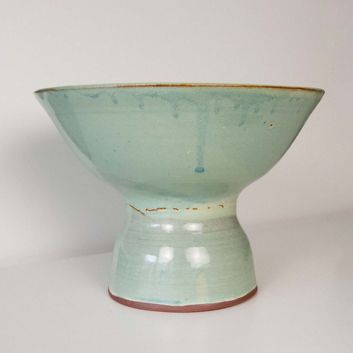Tidal plinth bowl