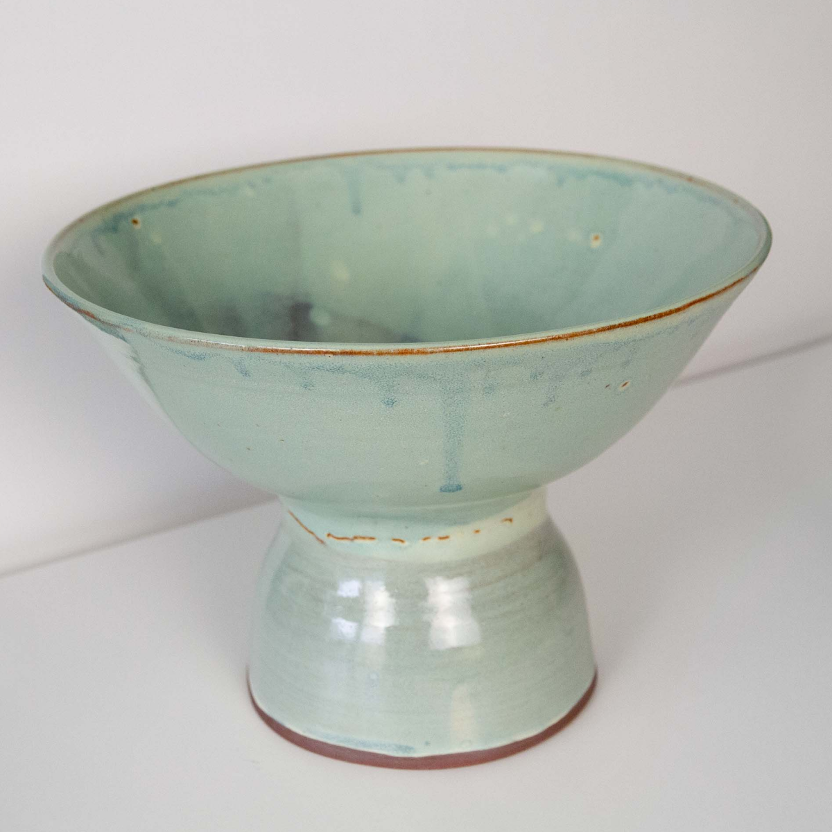 Tidal plinth bowl