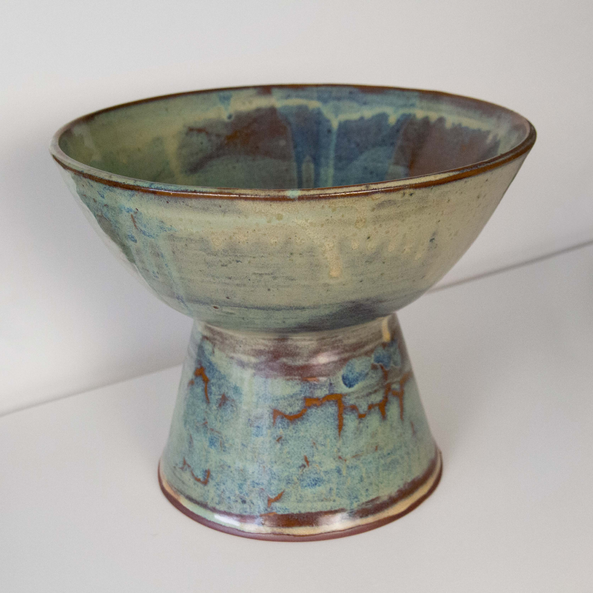 Midnight tide plinth bowl